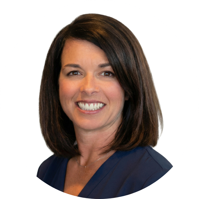 Kelly Rolader_profile picture_circle