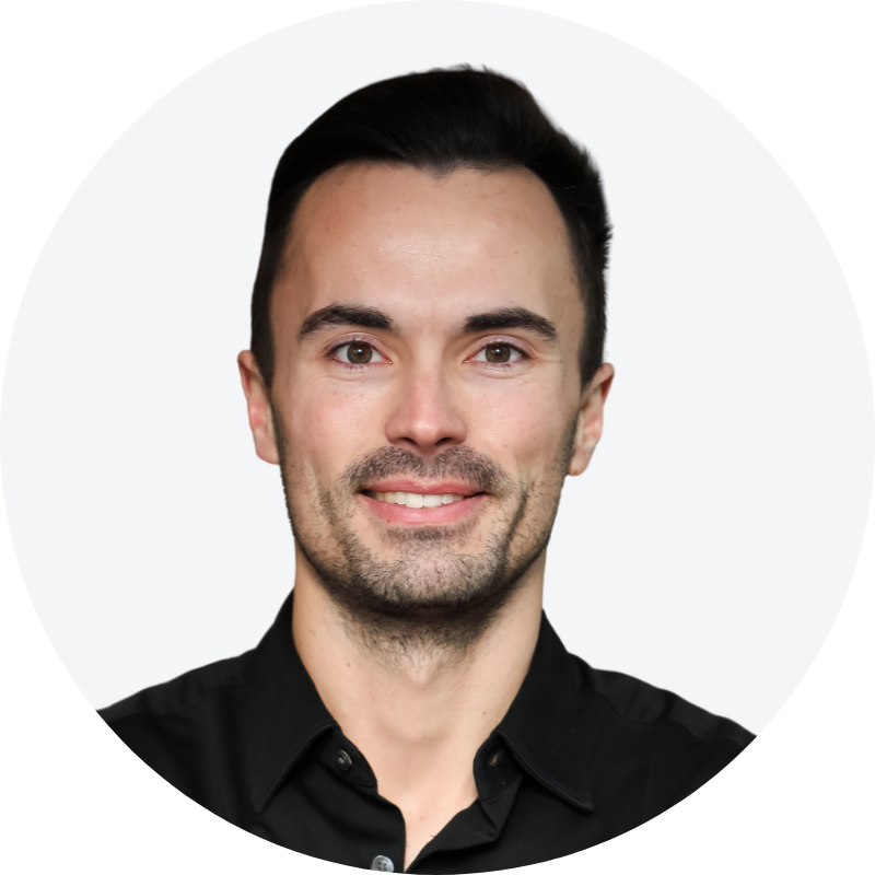 Mario Koenigsfeld_profile picture_transparent background